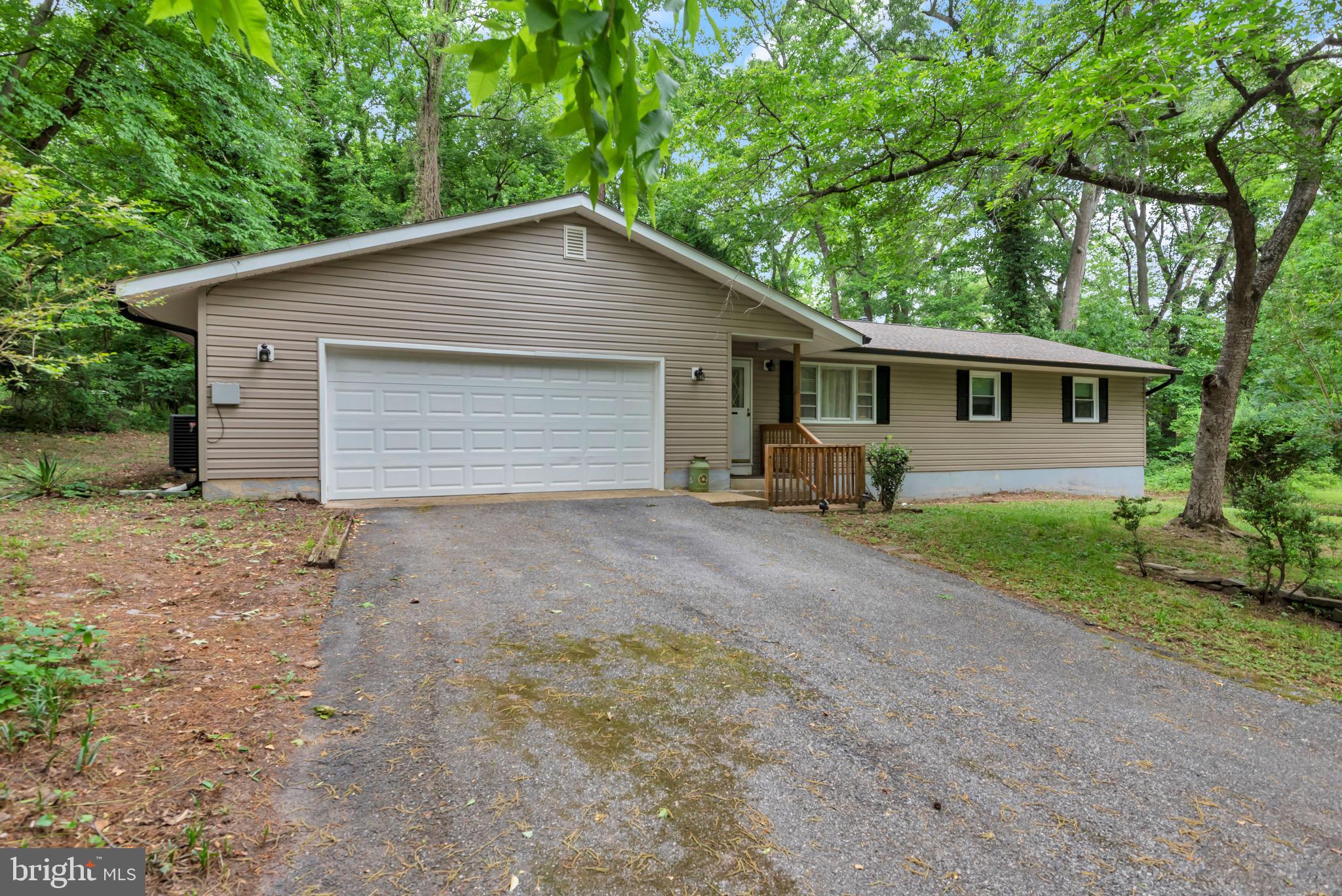 CALVERT MANOR- 1ST ADDN - Residential