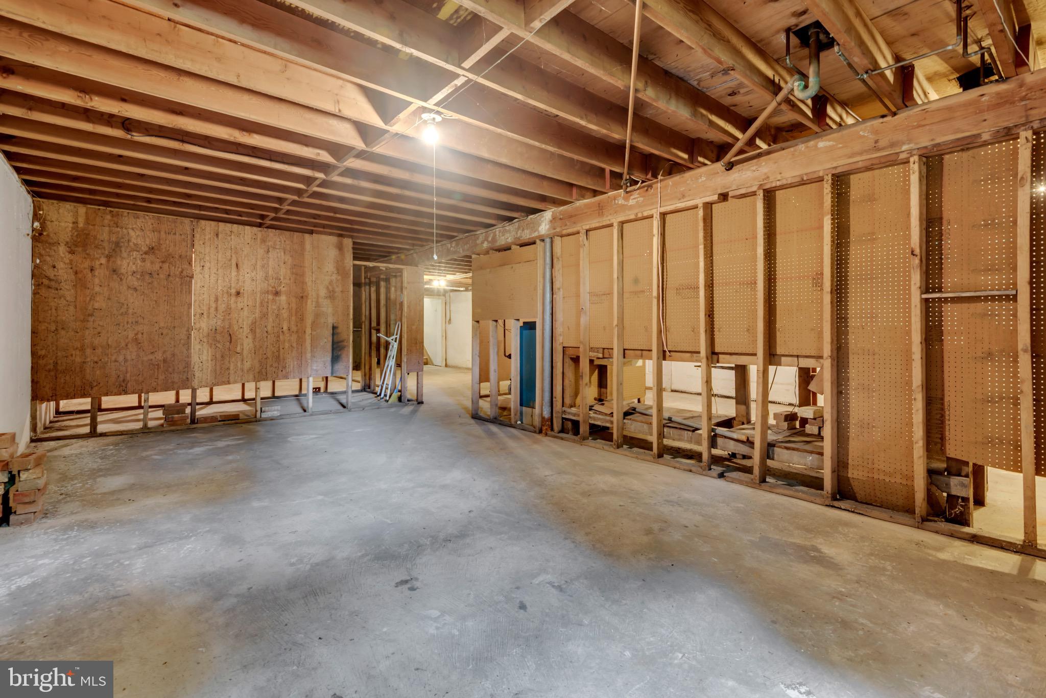 CALVERT MANOR- 1ST ADDN - Residential