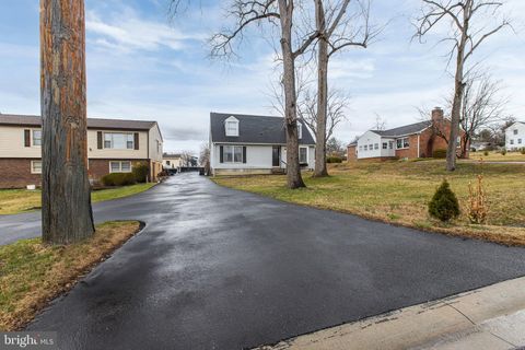 Homes For Sale - 2811 Newport Gap Pike<br/> WILMINGTON, DE 19808