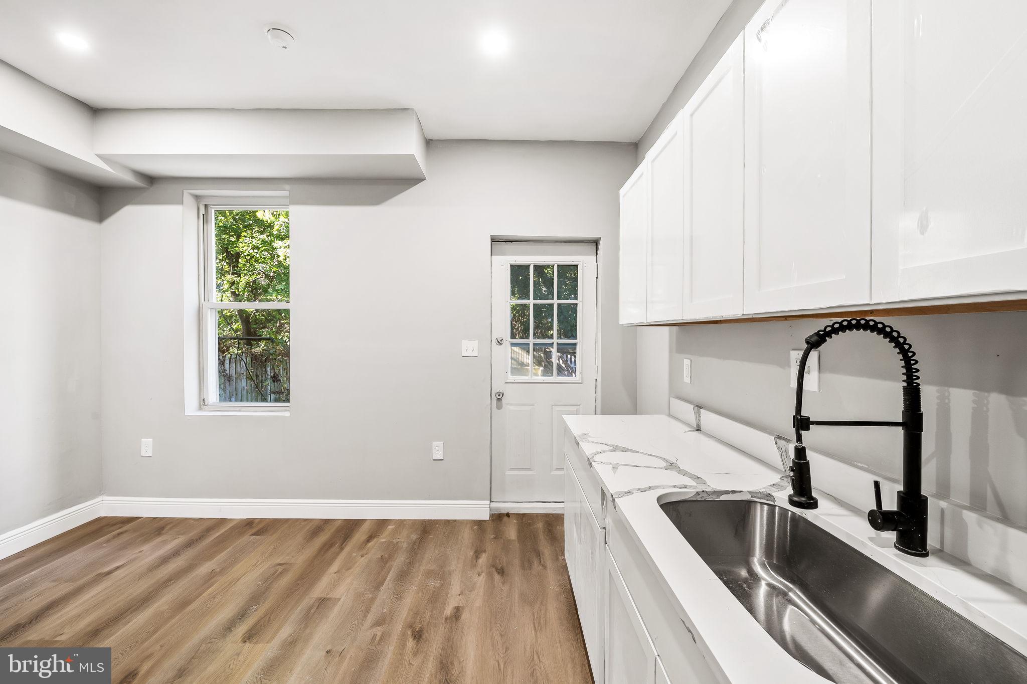 BROOKLYN - Residential