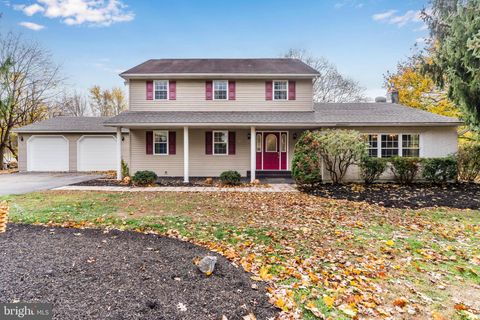 3 ARDMORE DRIVE HUMMELSTOWN PA 17036
