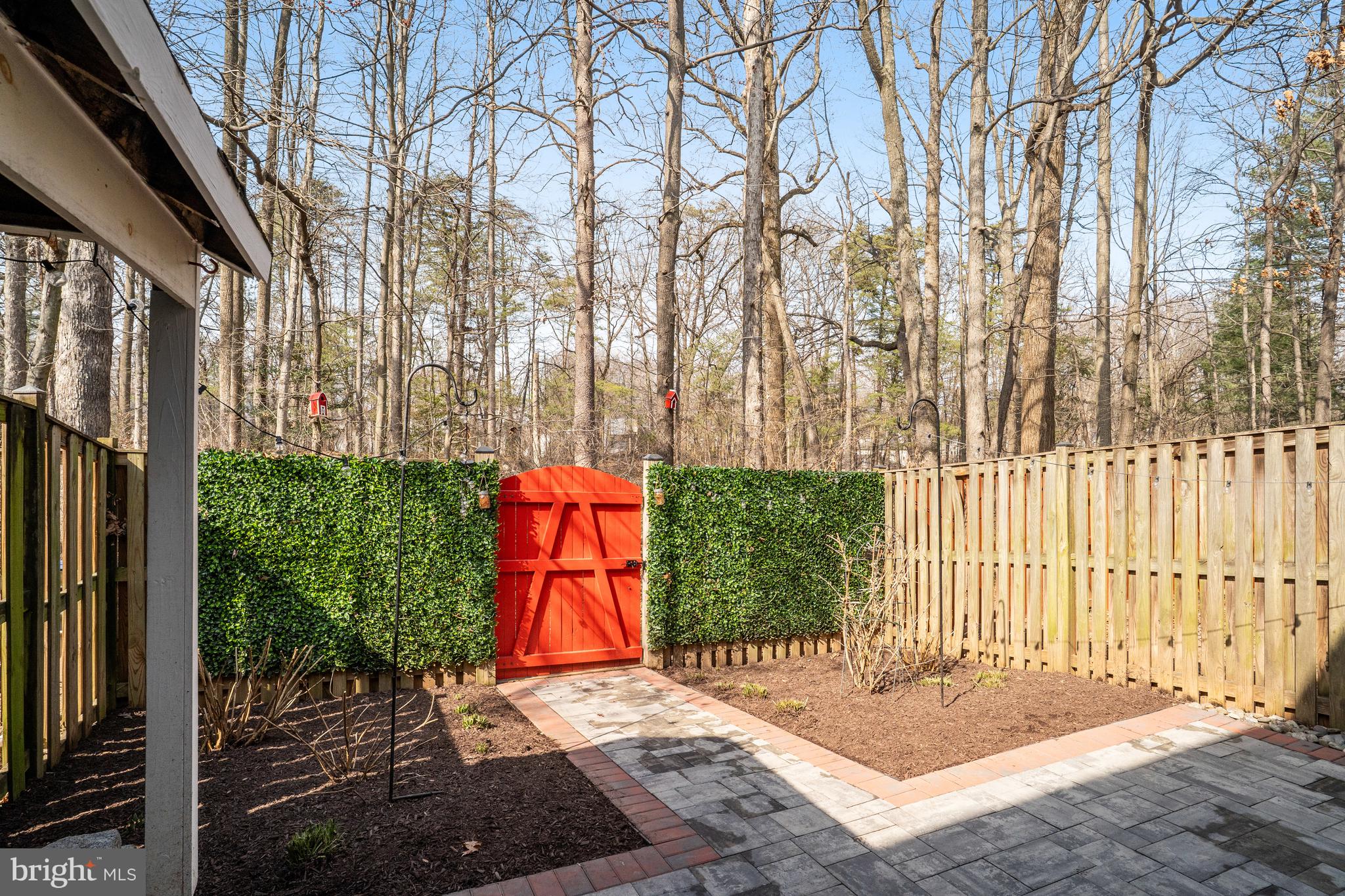 BURKE CENTRE - Residential