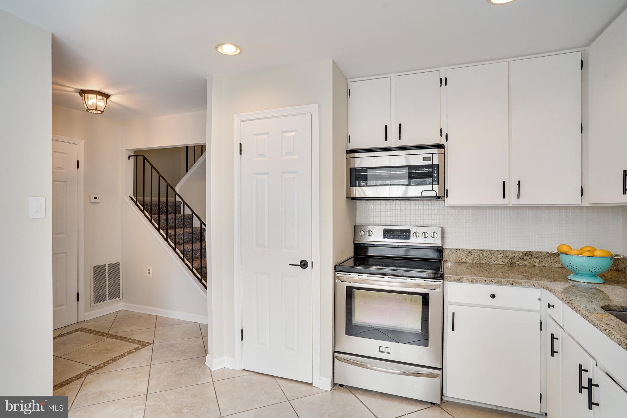 BURKE CENTRE - Residential