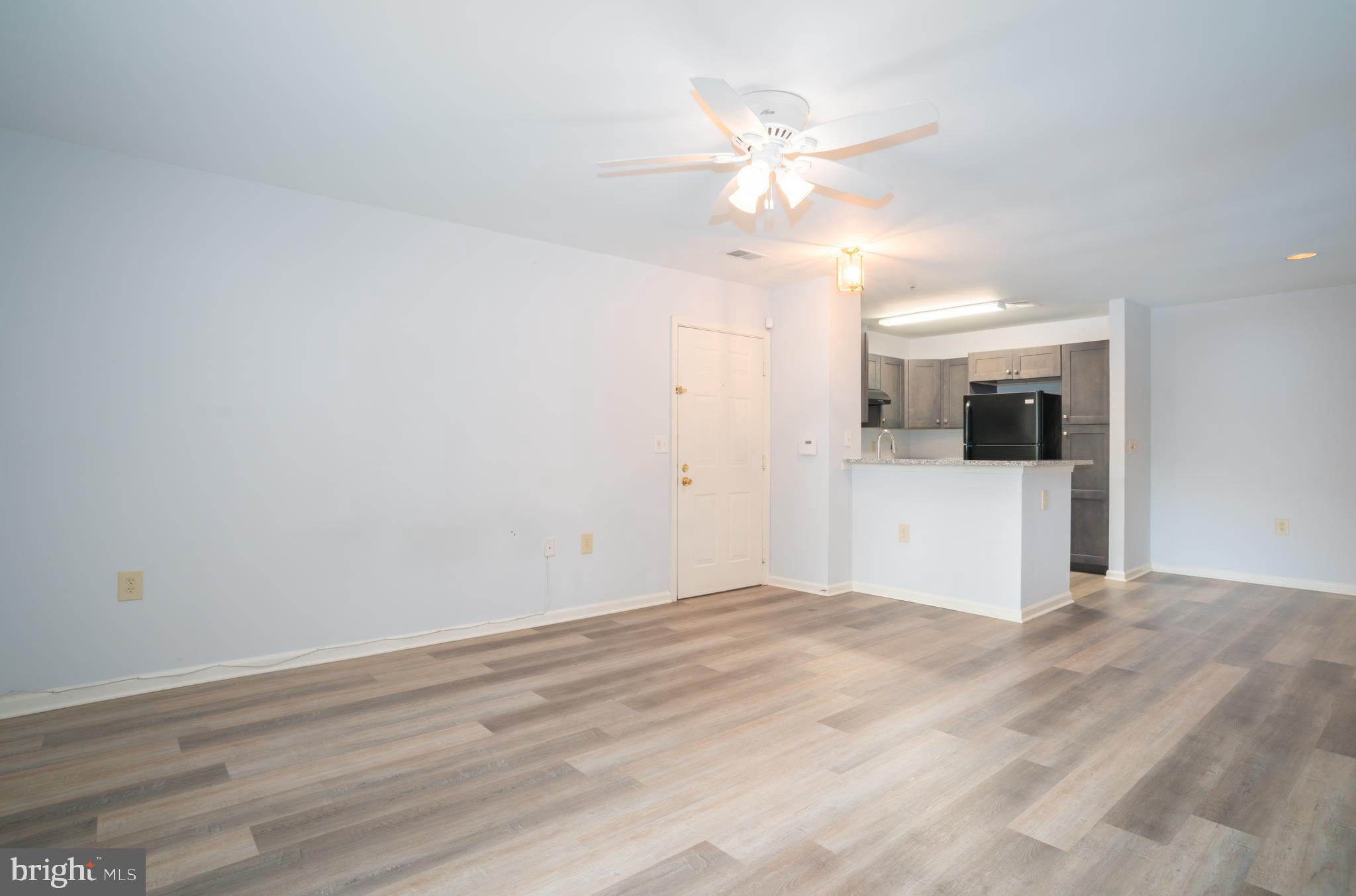 4401 SILVERBROOK LANE B101