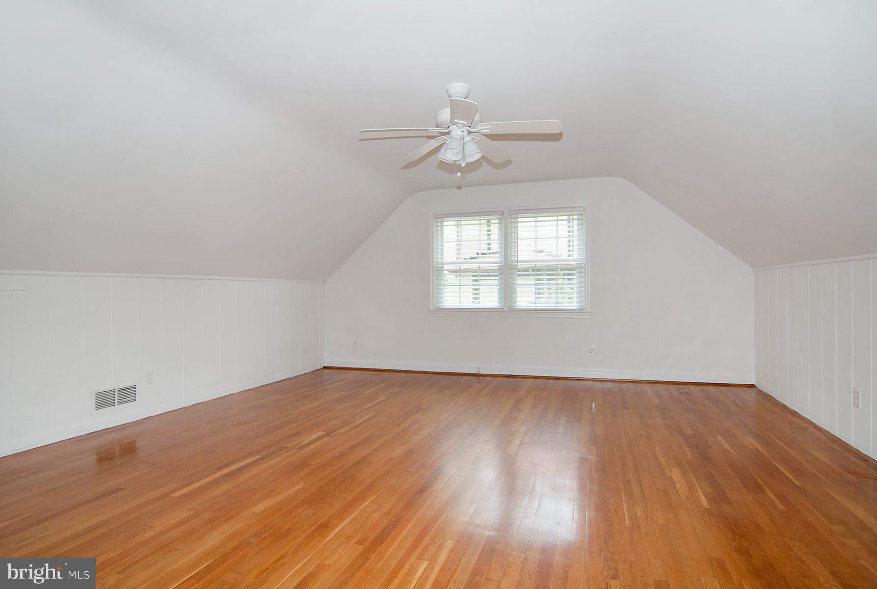 ALTA VISTA - Residential Lease