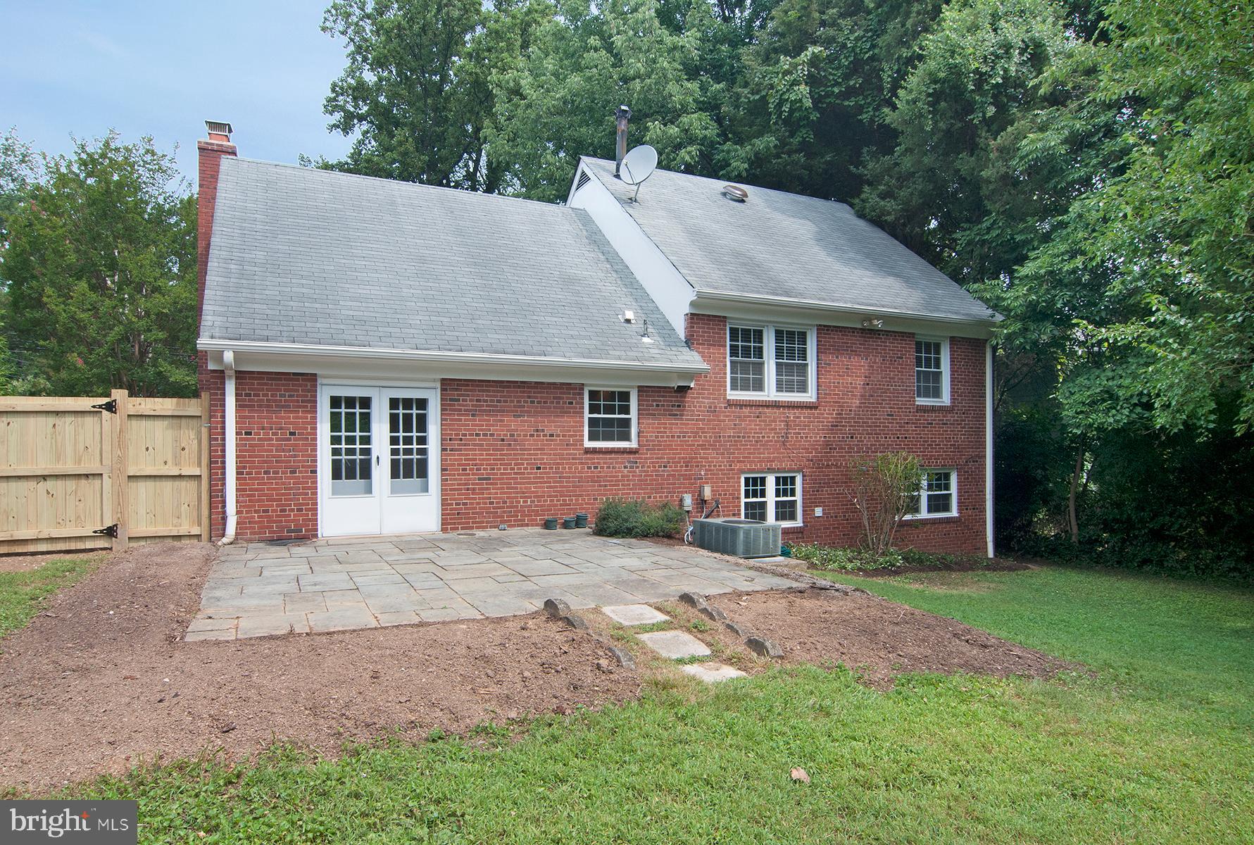 ALTA VISTA - Residential Lease