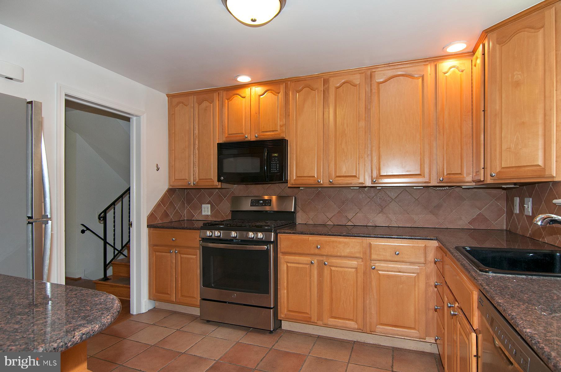 ALTA VISTA - Residential Lease