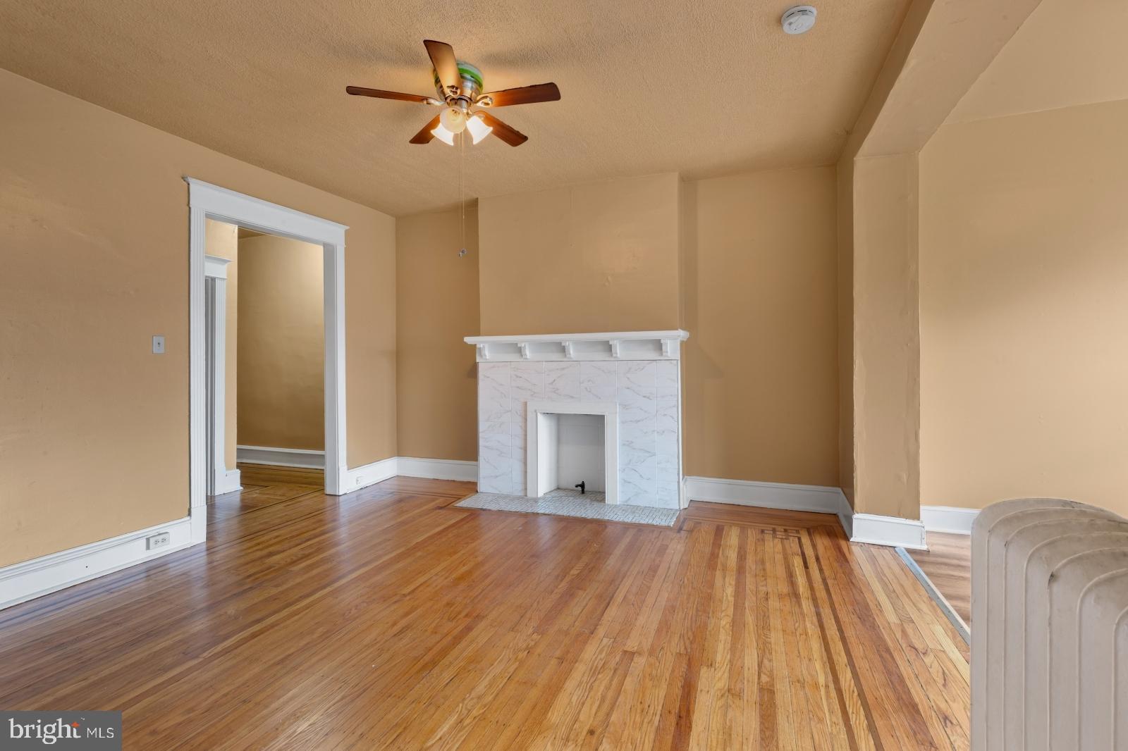 WALNUT HILL - Residential Lease