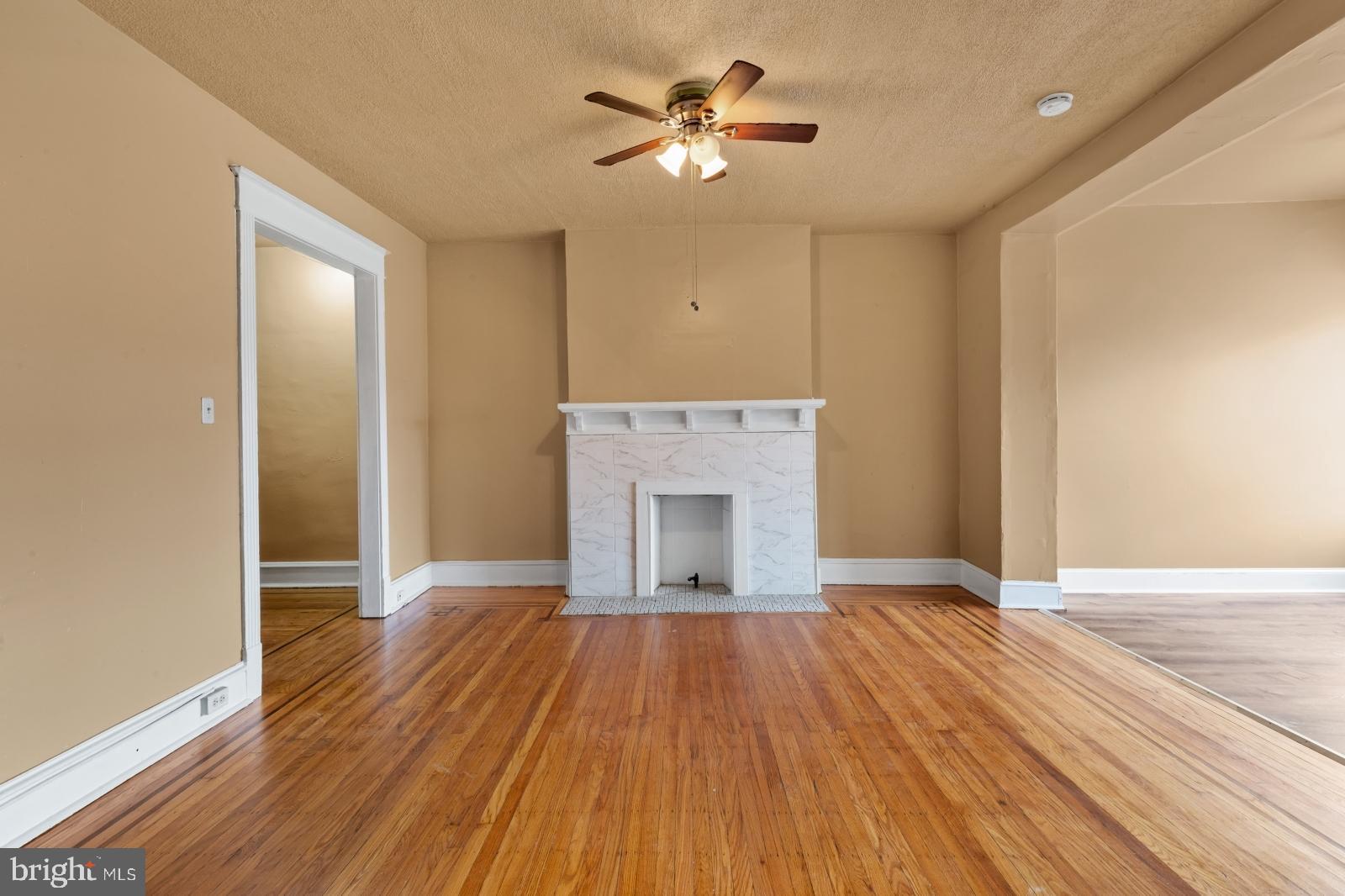 WALNUT HILL - Residential Lease