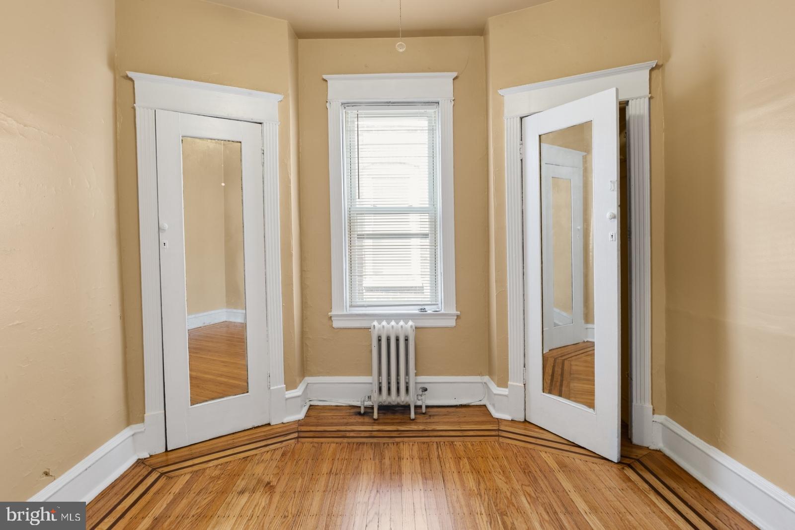 WALNUT HILL - Residential Lease