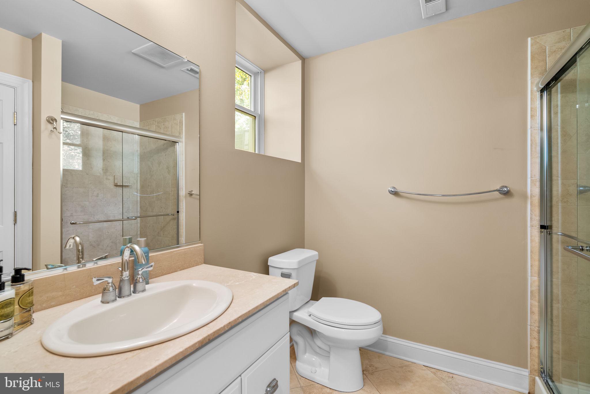 HARLEQUIN - Residential