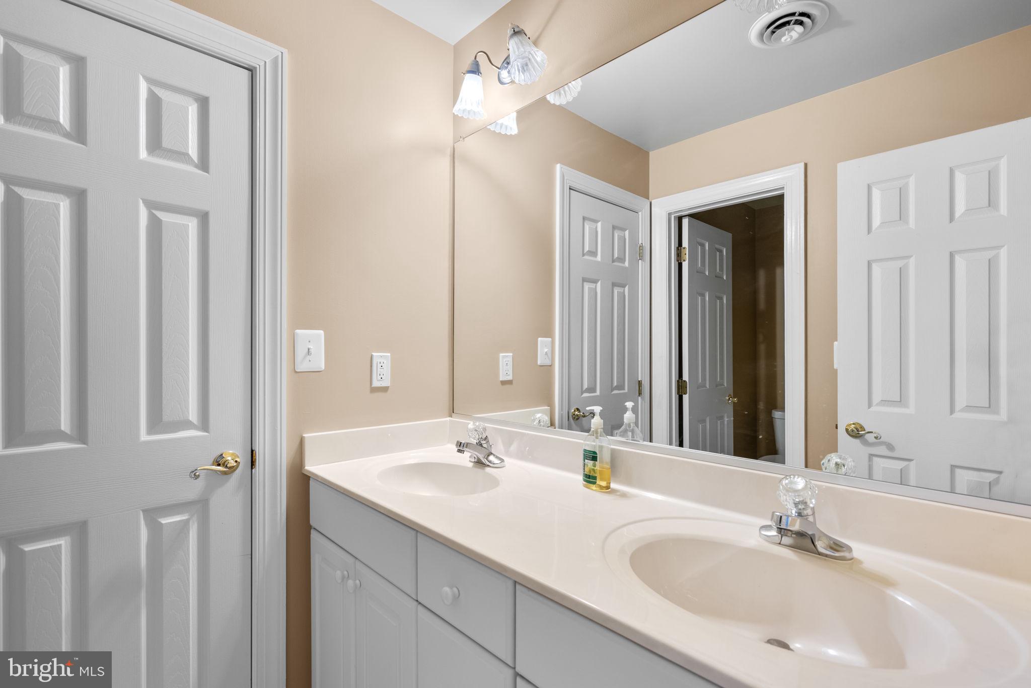 HARLEQUIN - Residential