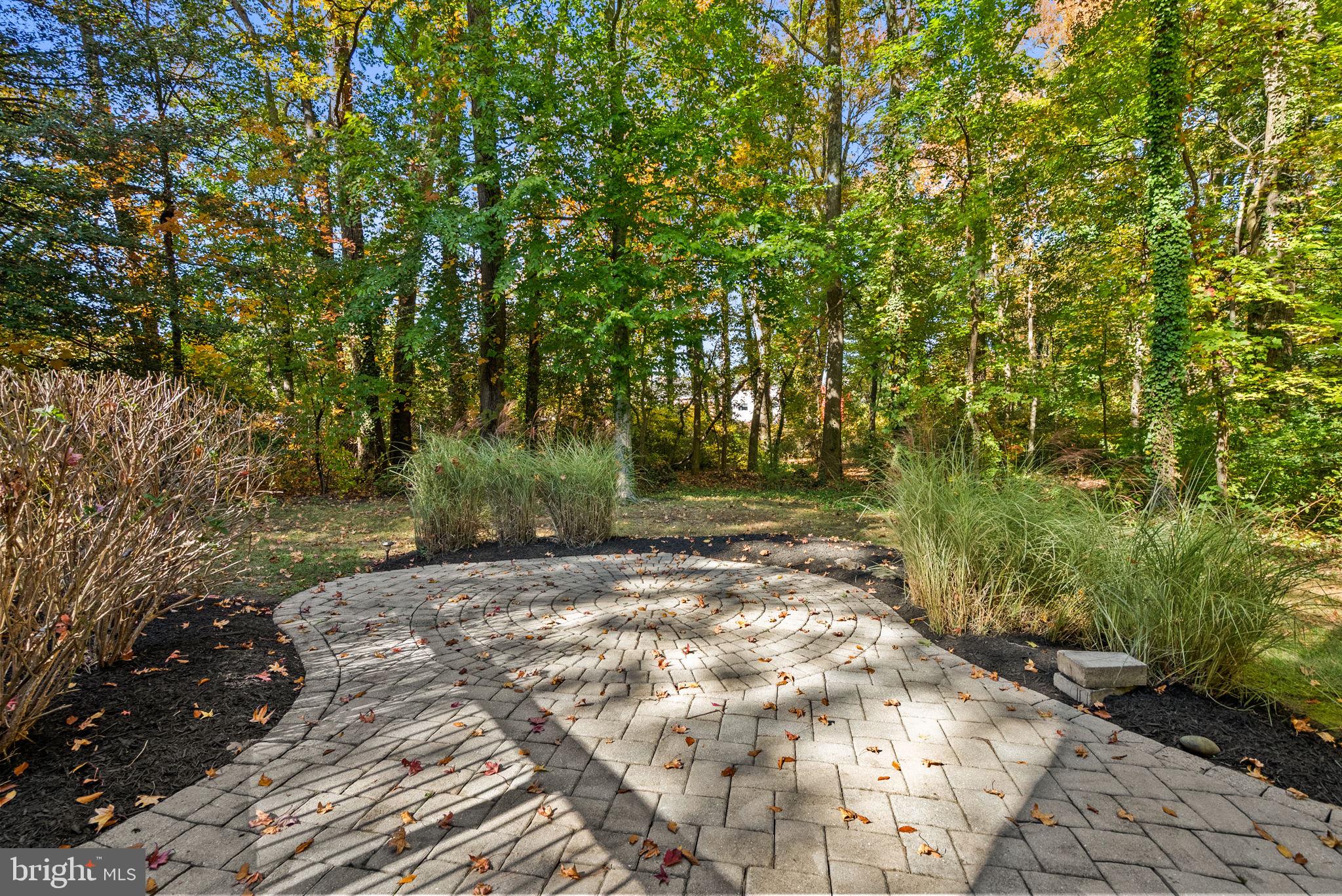 HARLEQUIN - Residential