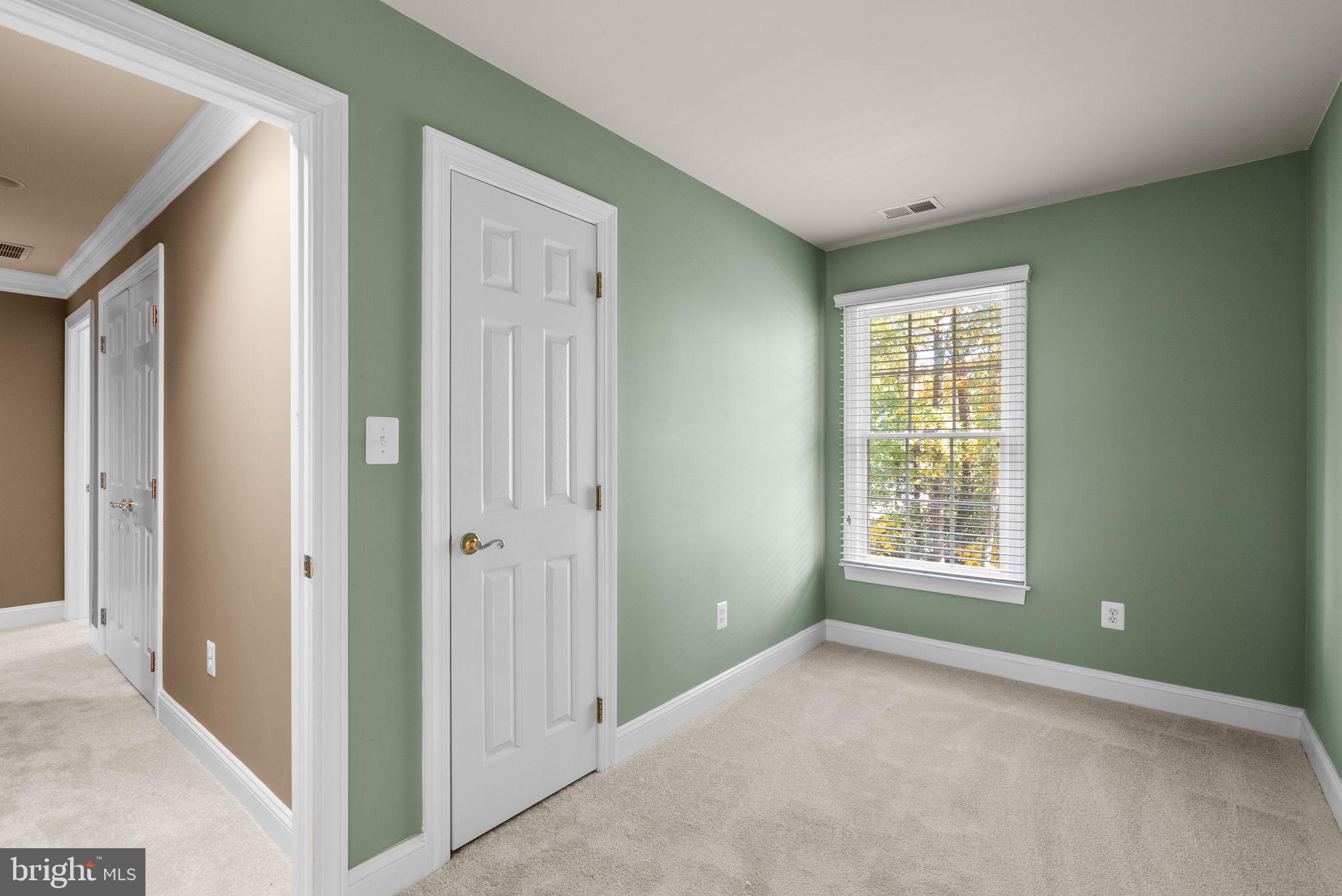 HARLEQUIN - Residential