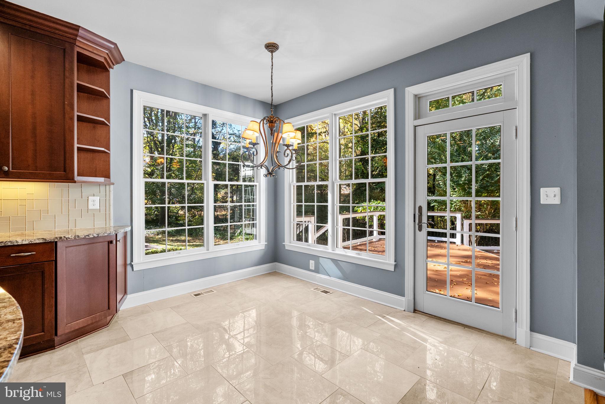 HARLEQUIN - Residential