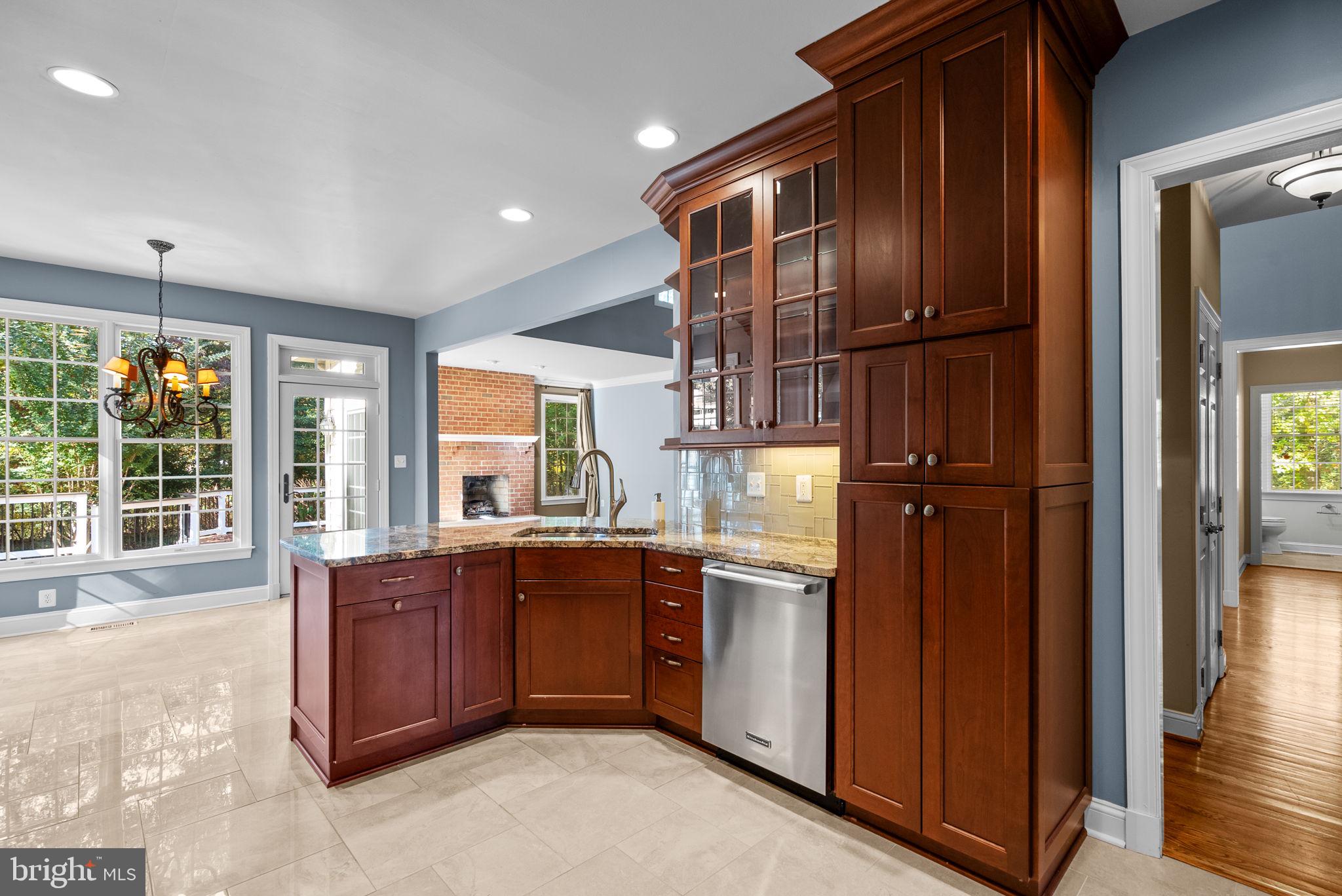 HARLEQUIN - Residential