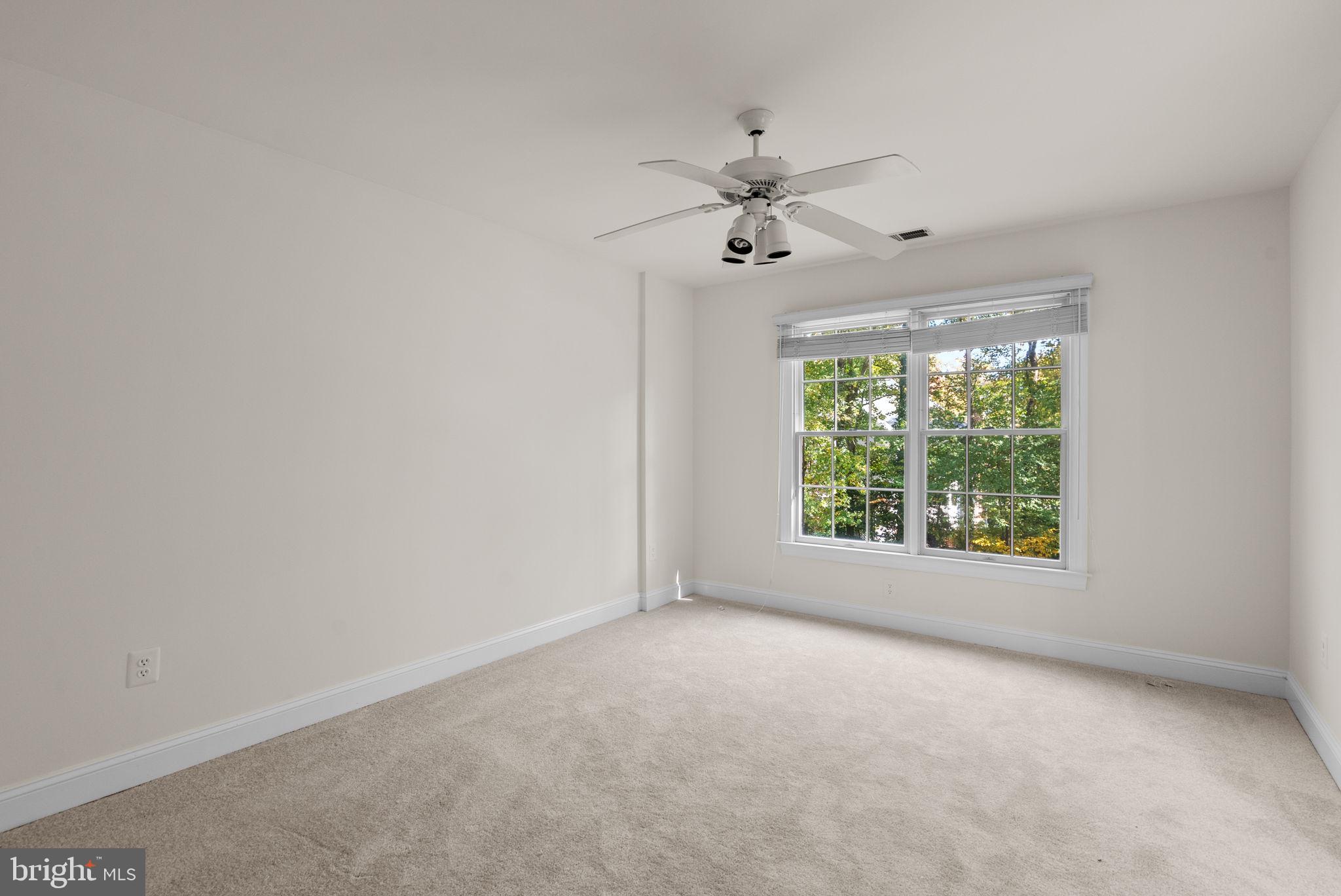 HARLEQUIN - Residential