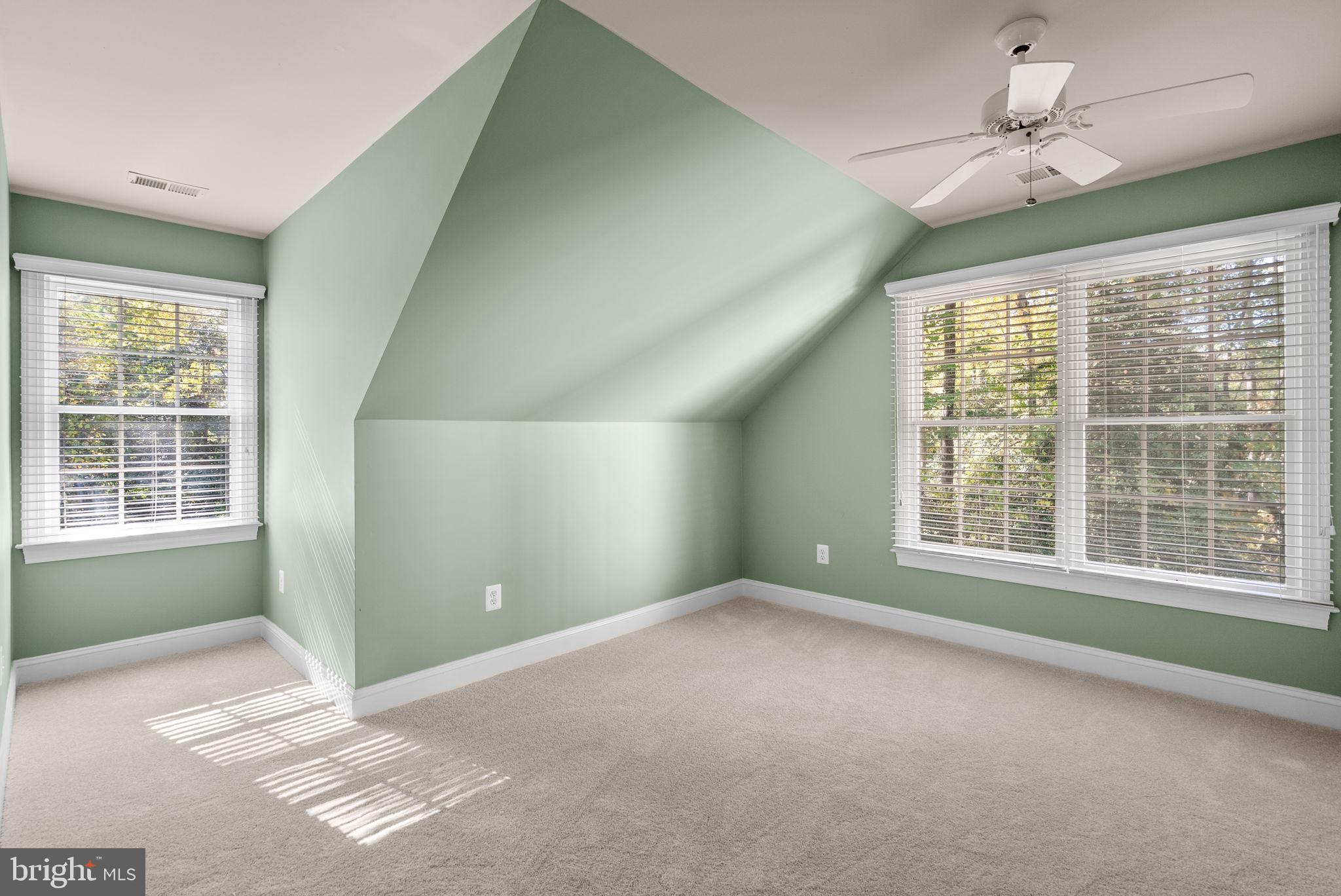 HARLEQUIN - Residential