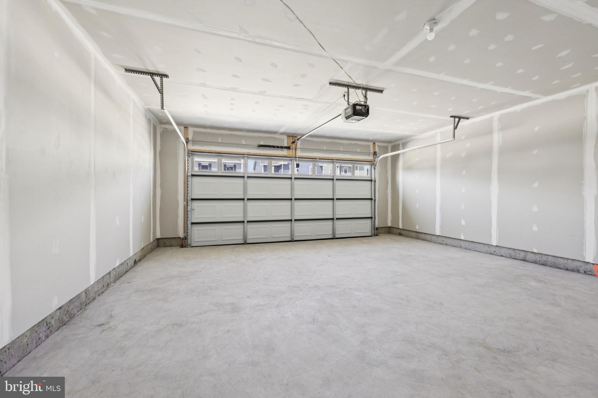 PINEGROVE - Residential