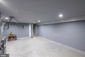 WEST FOREST PARK - Residential