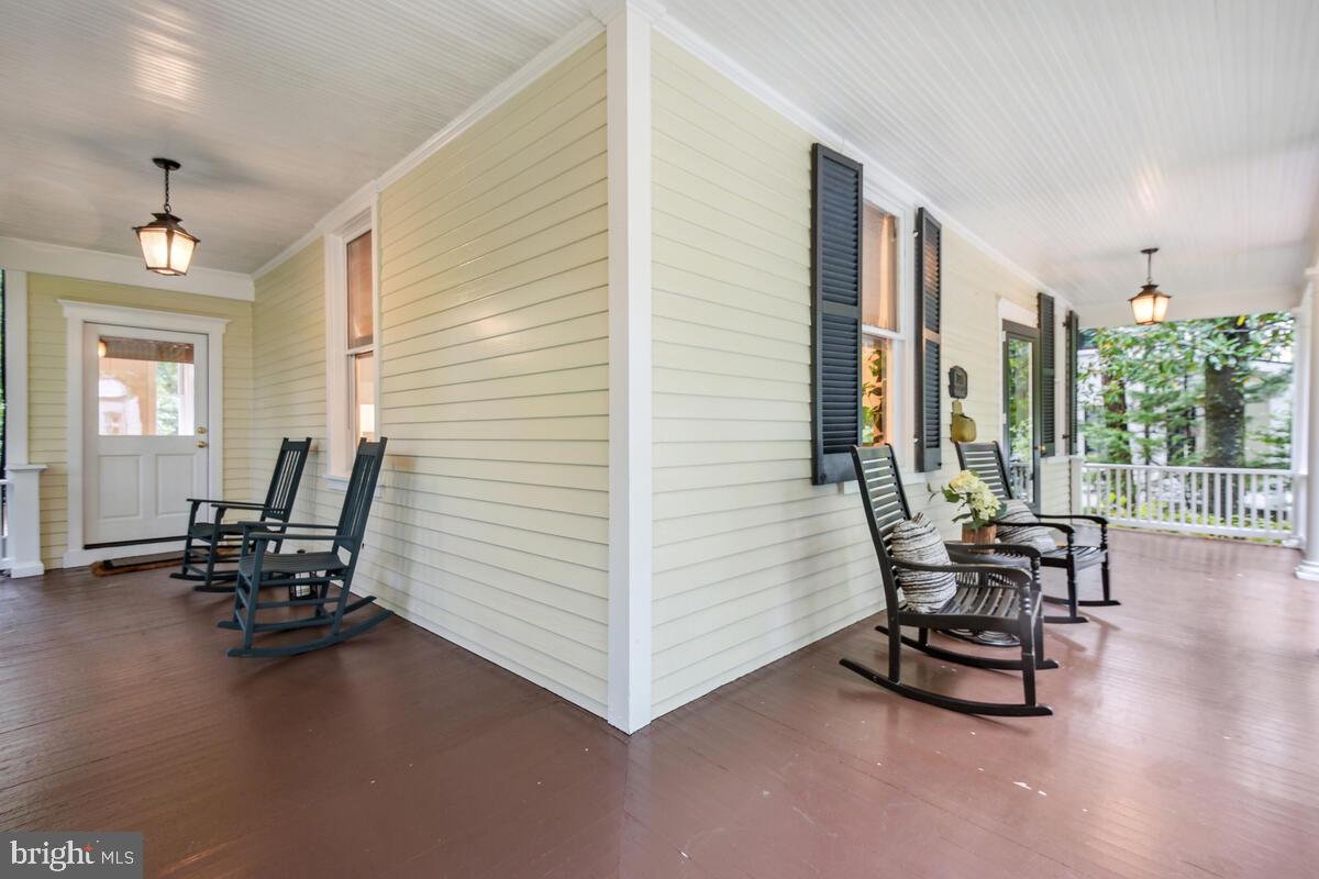 KENILWORTH - Residential