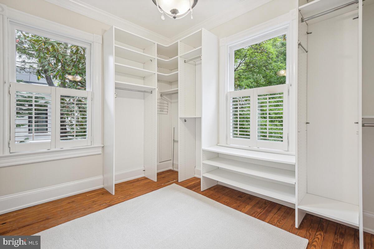 KENILWORTH - Residential