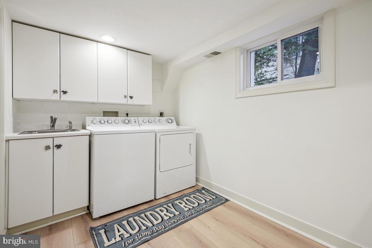 KENILWORTH - Residential