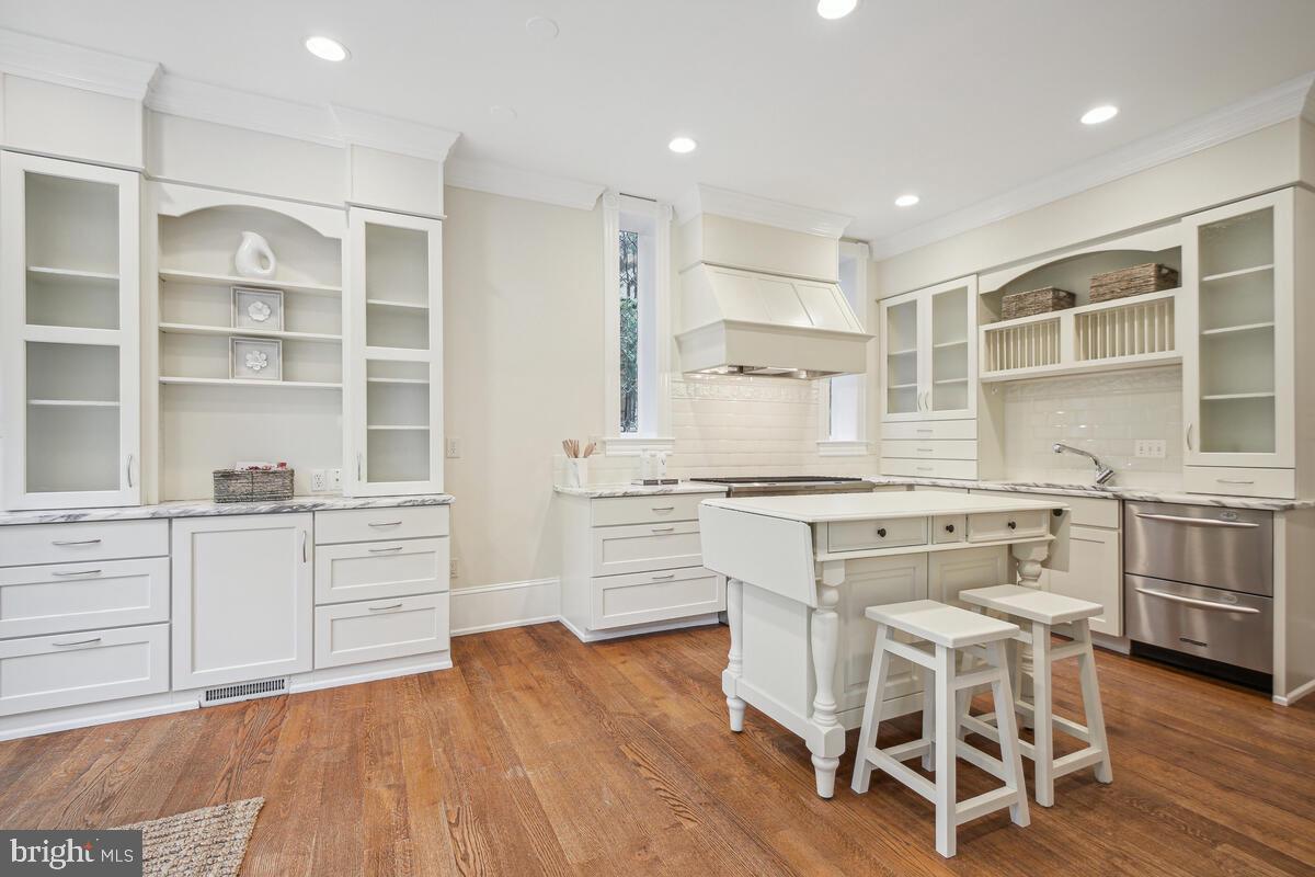 KENILWORTH - Residential