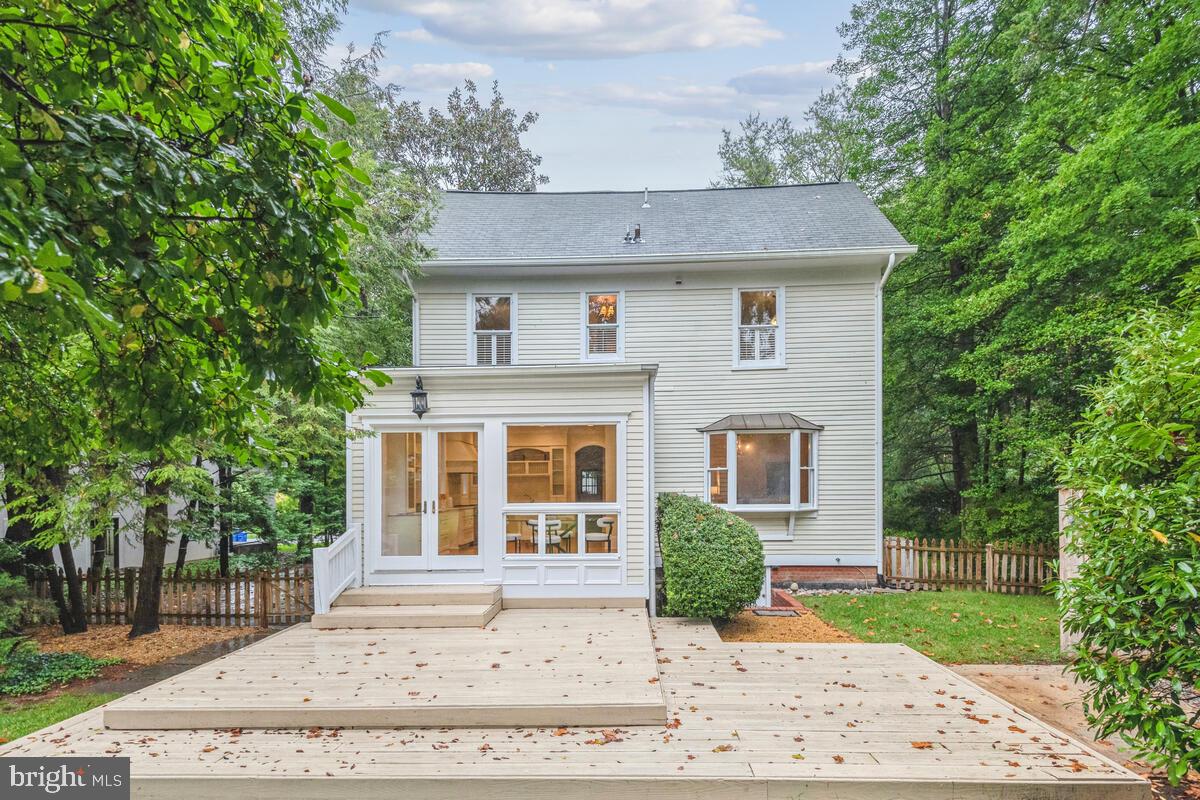 KENILWORTH - Residential