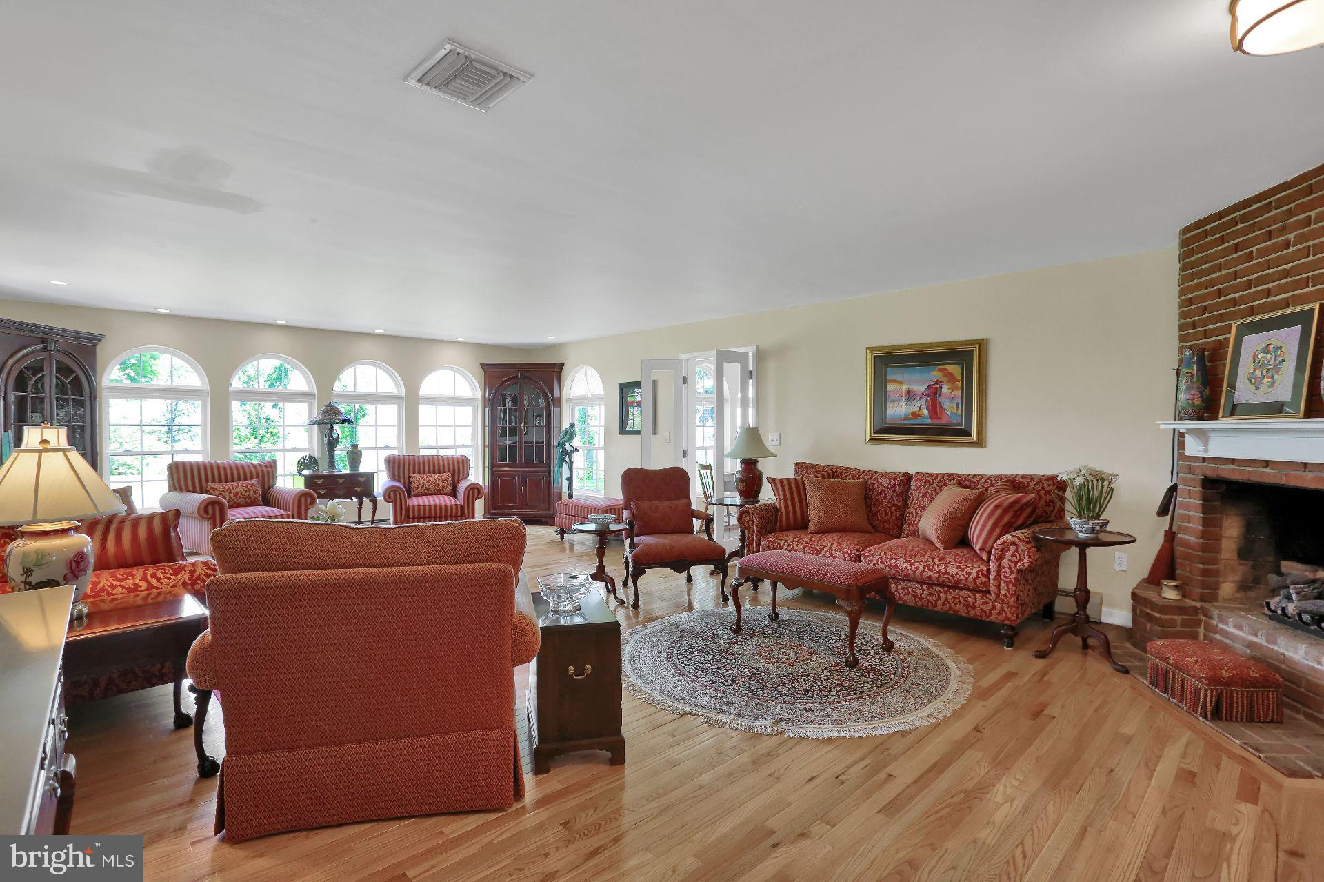 PENNSBORO MANOR - Residential
