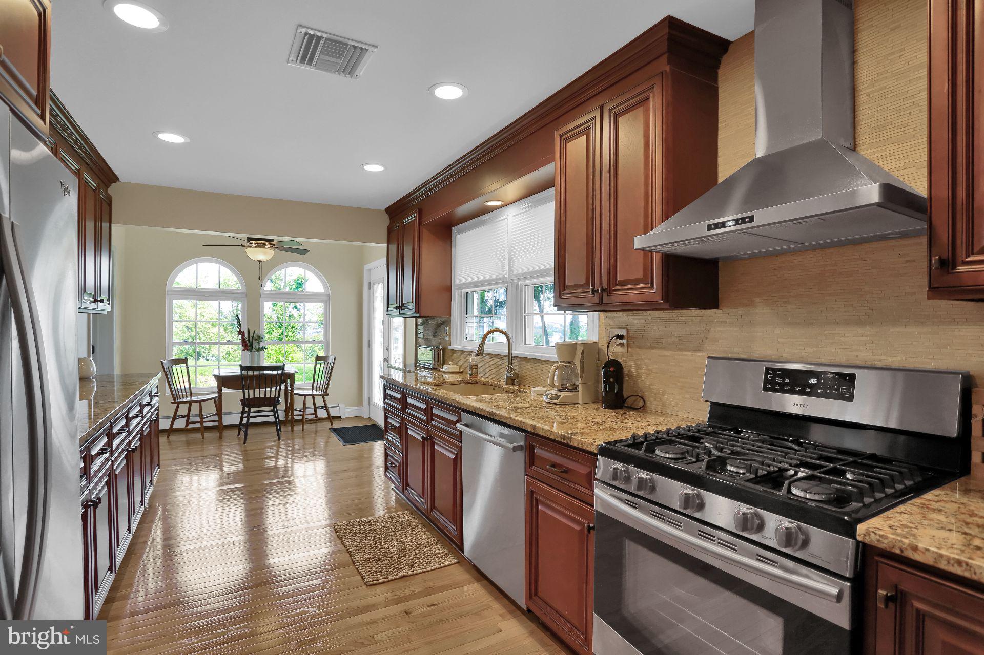PENNSBORO MANOR - Residential