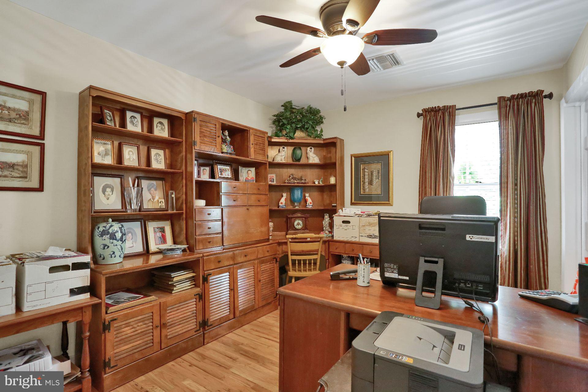 PENNSBORO MANOR - Residential