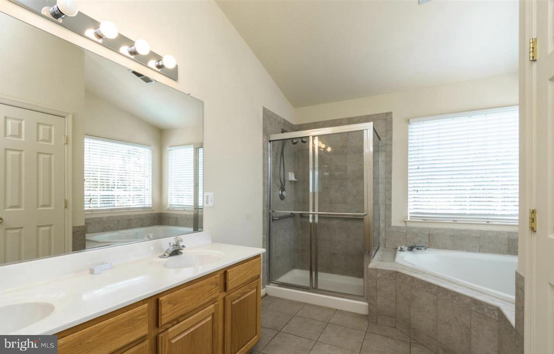 SOUTH WALES - Residential Lease