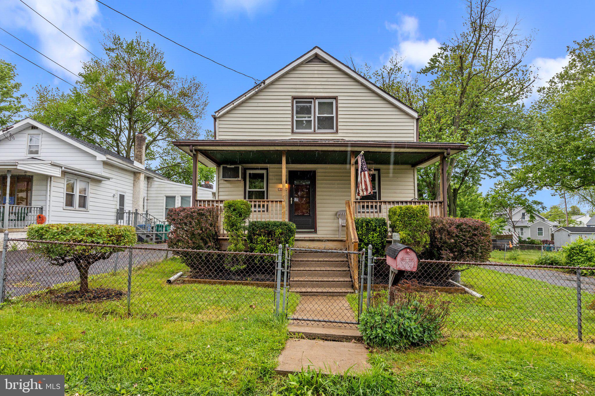 CROYDON HGTS - Residential