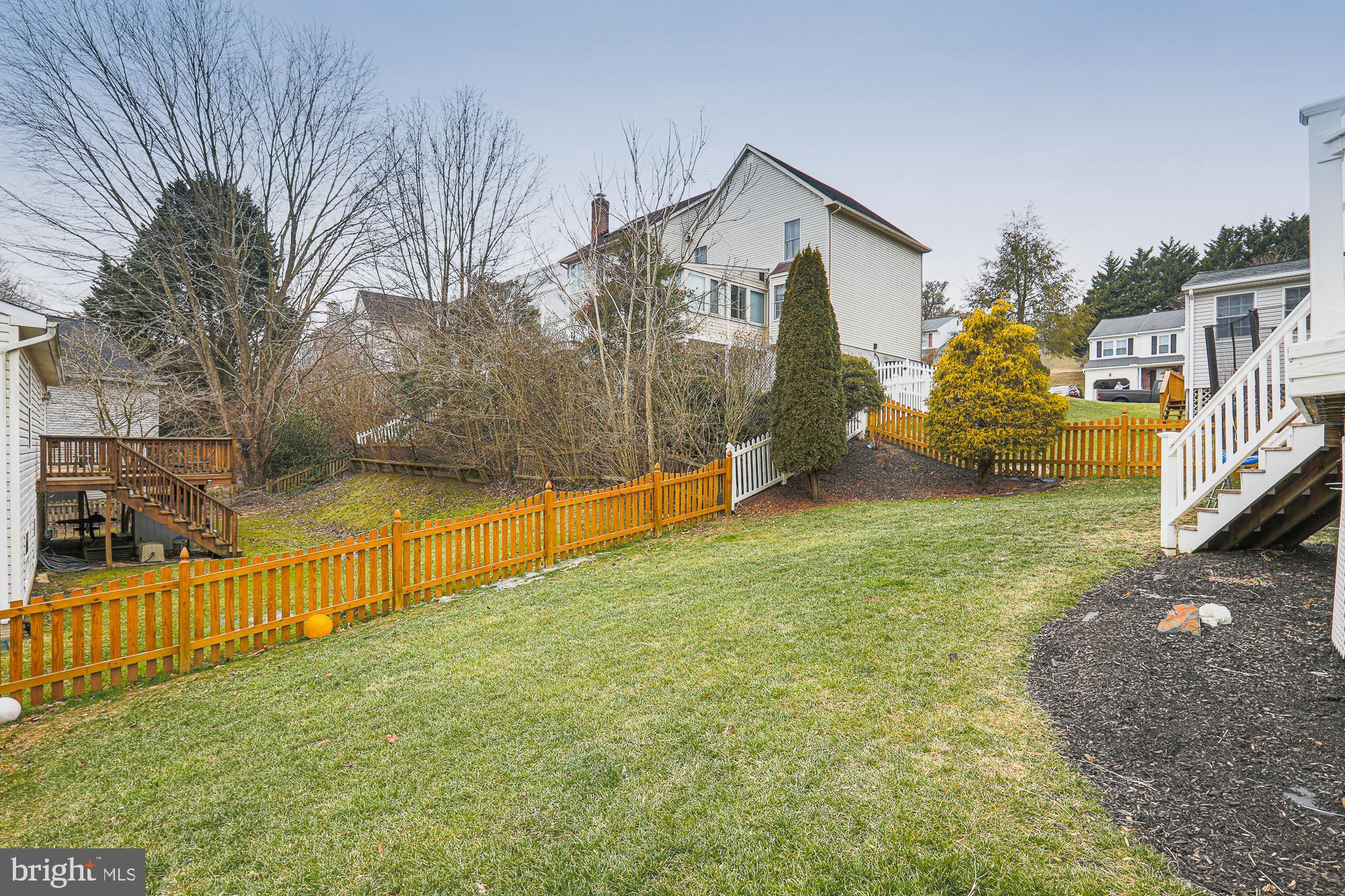 OAKHURST - Residential