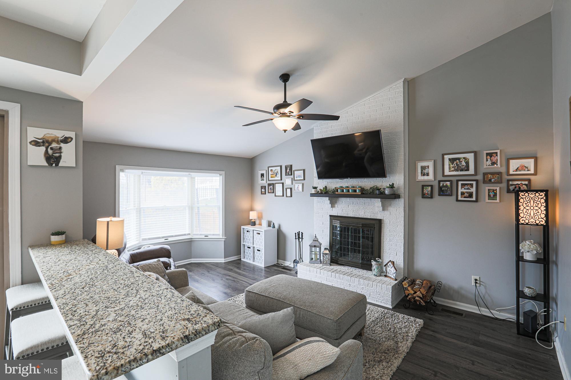 OAKHURST - Residential