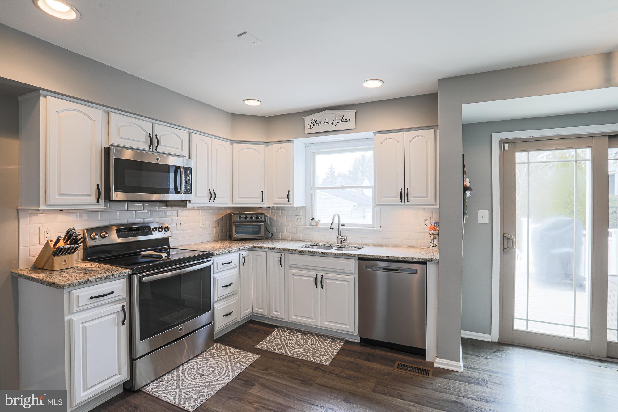 OAKHURST - Residential