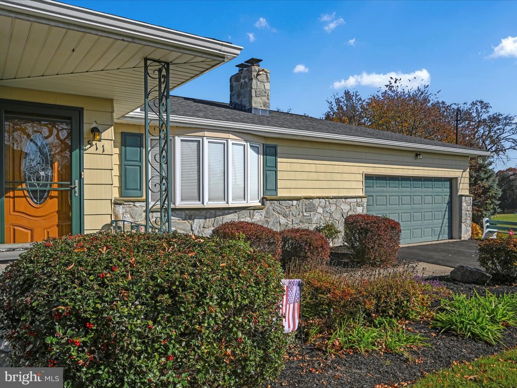 Photo of 511 Bruce Avenue, Mount Joy, PA 17552 (MLS # PALA2043724)