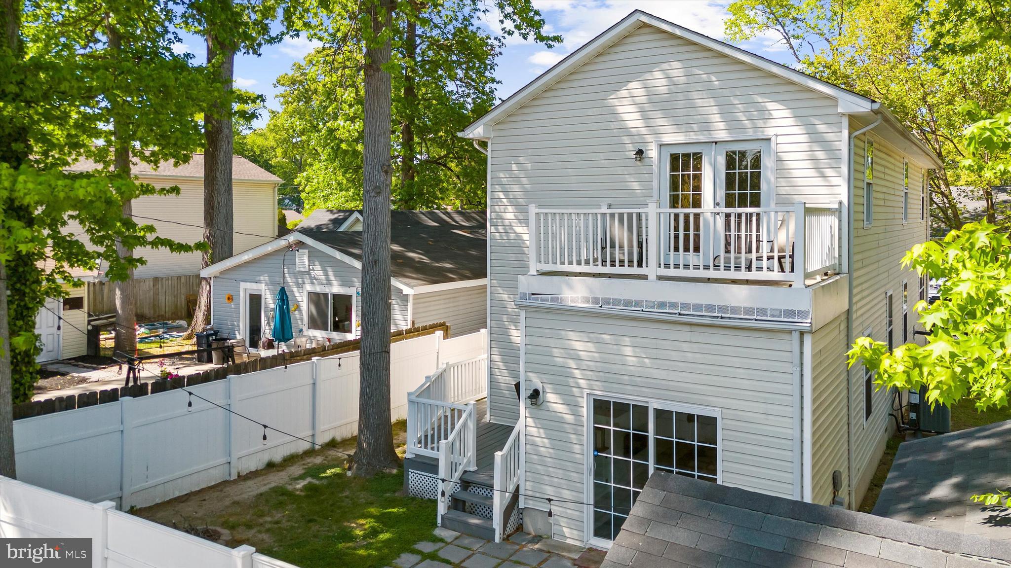 NORTH BEACH PARK - Residential
