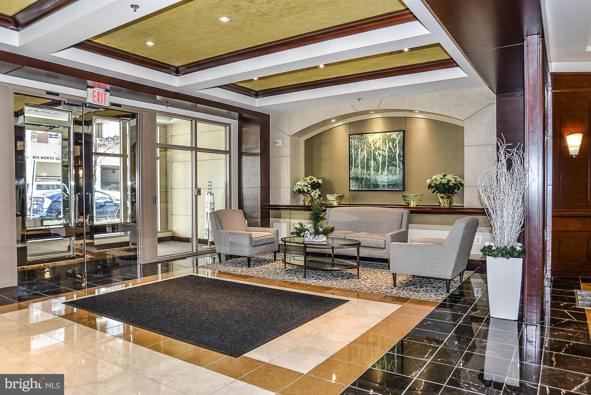 LIBERTY CENTER - Residential Lease