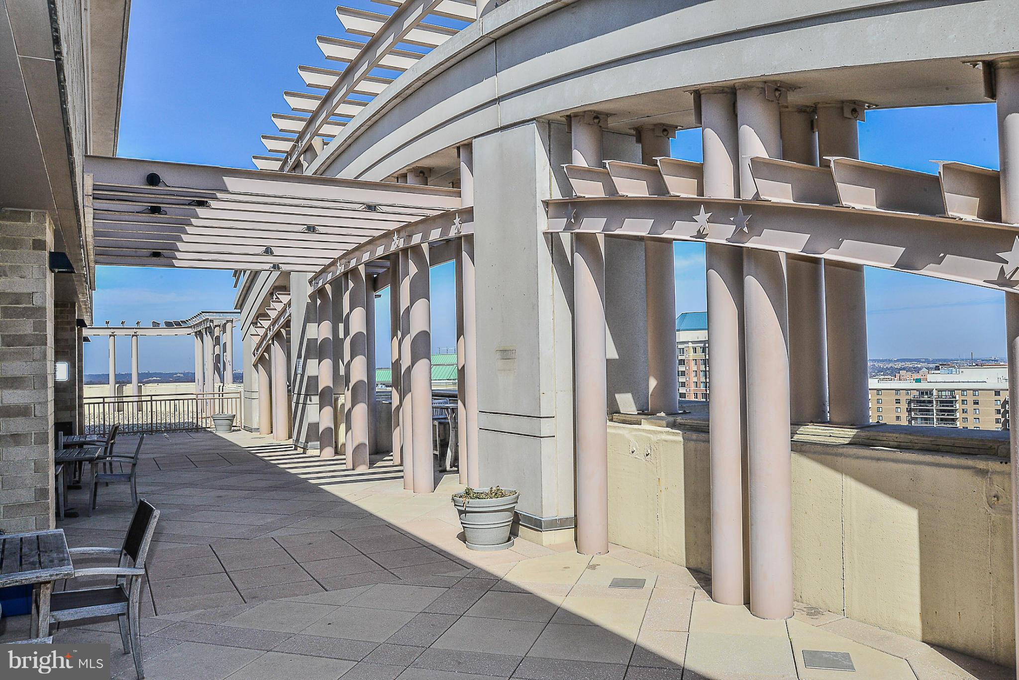 LIBERTY CENTER - Residential Lease