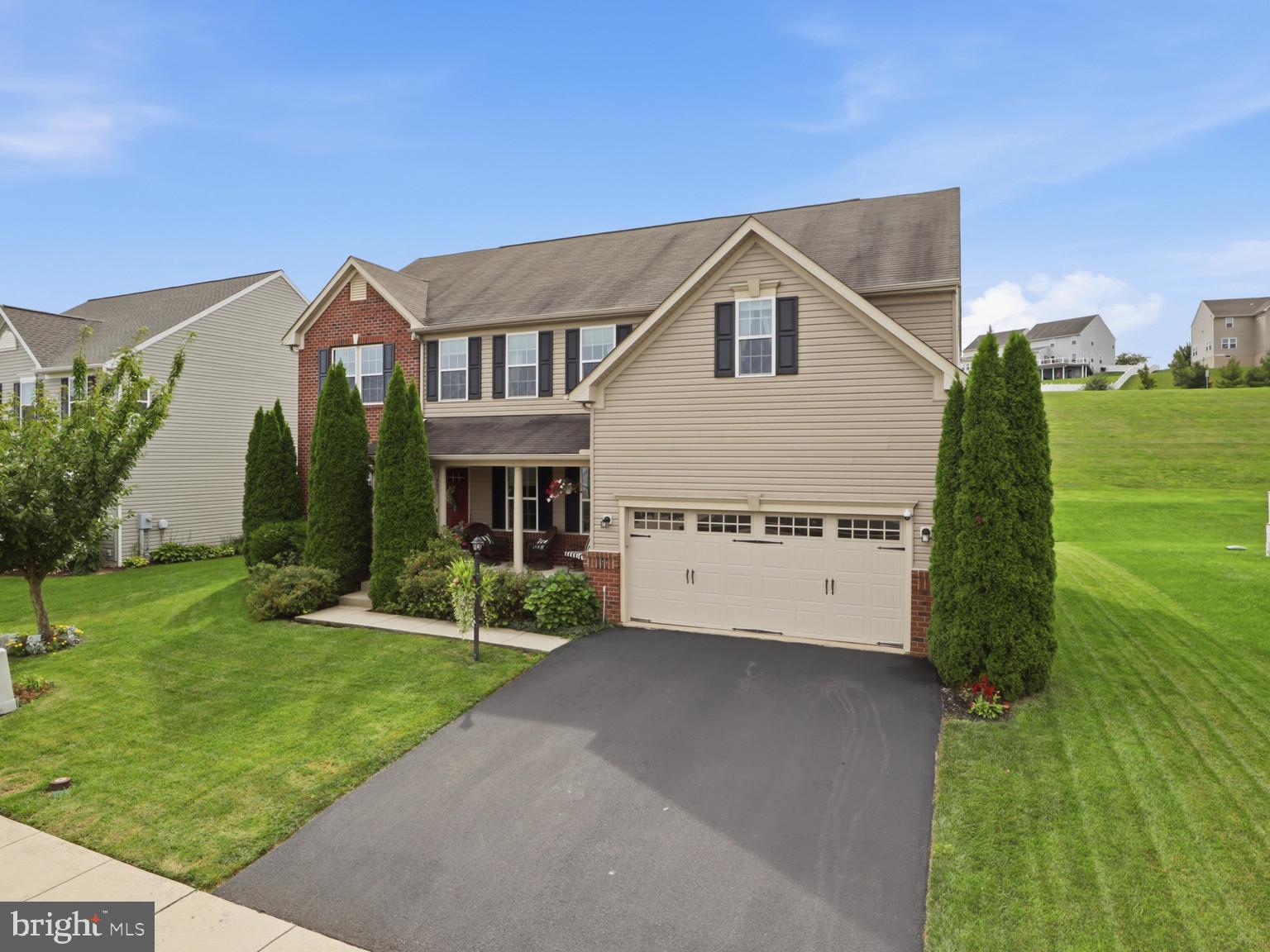 757 LAKE REDMAN COURT