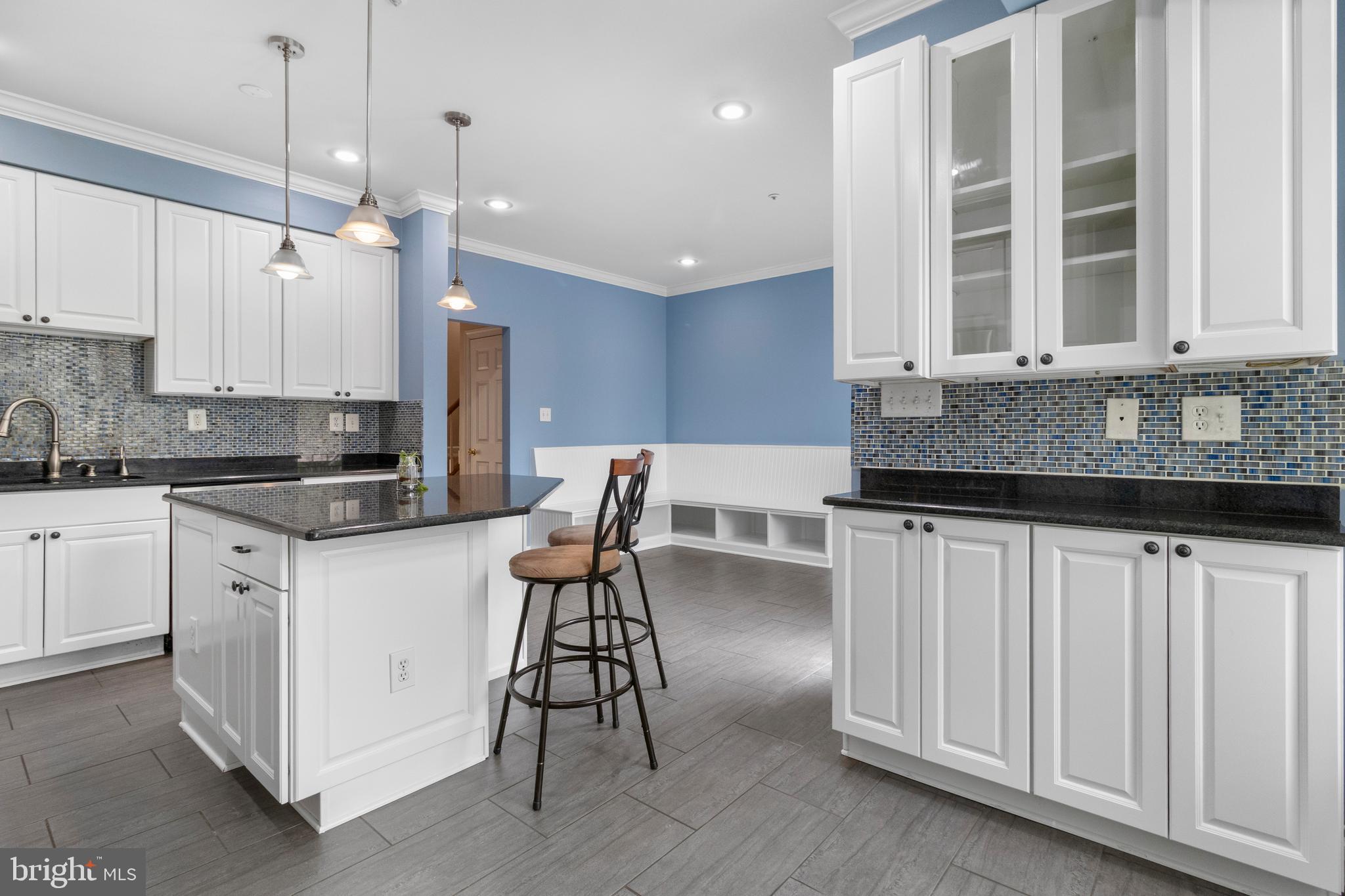 WILLOWS OF POTOMAC - Residential