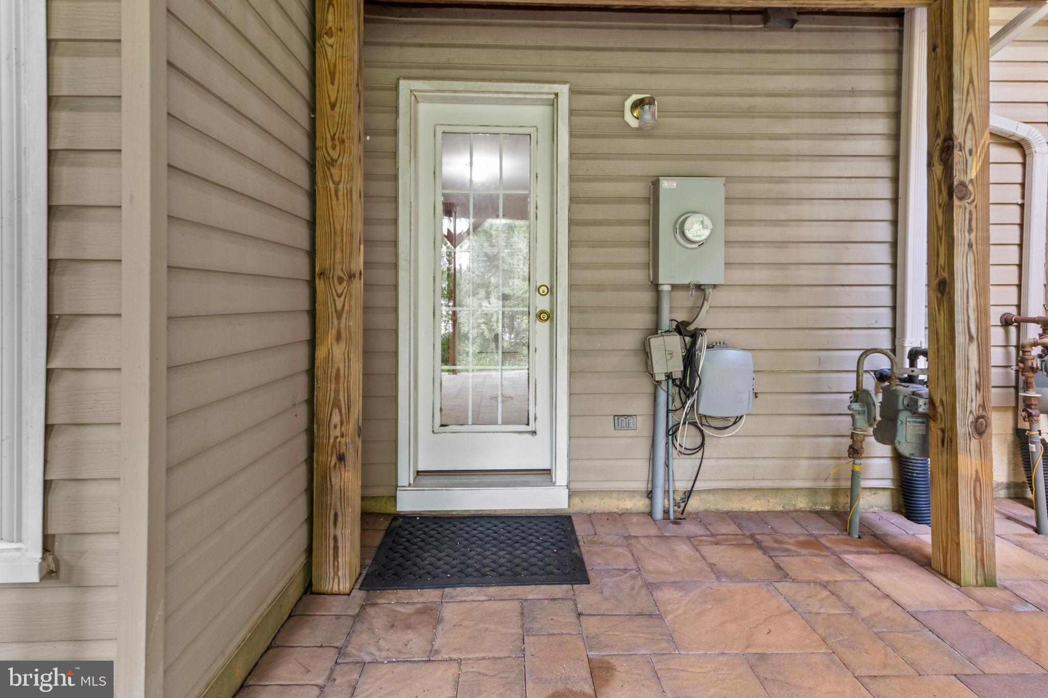 WILLOWS OF POTOMAC - Residential