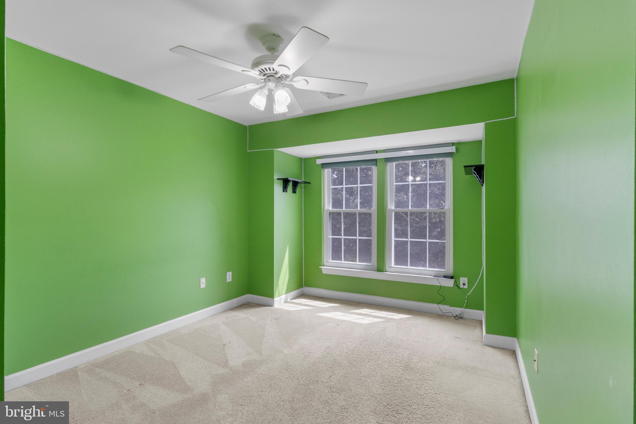 WILLOWS OF POTOMAC - Residential