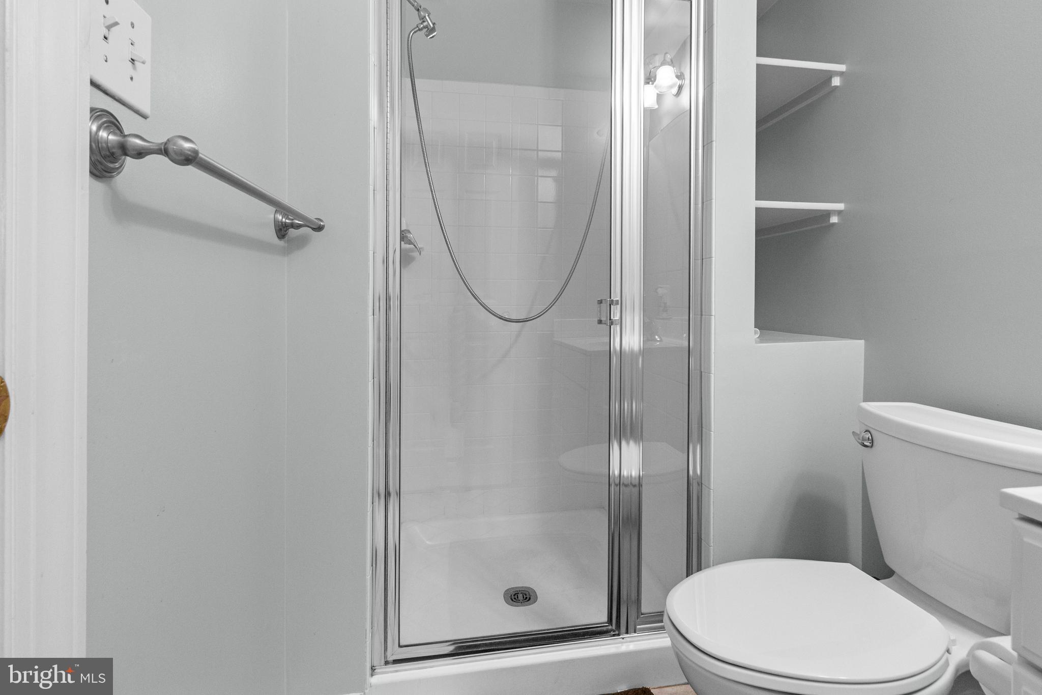 WILLOWS OF POTOMAC - Residential