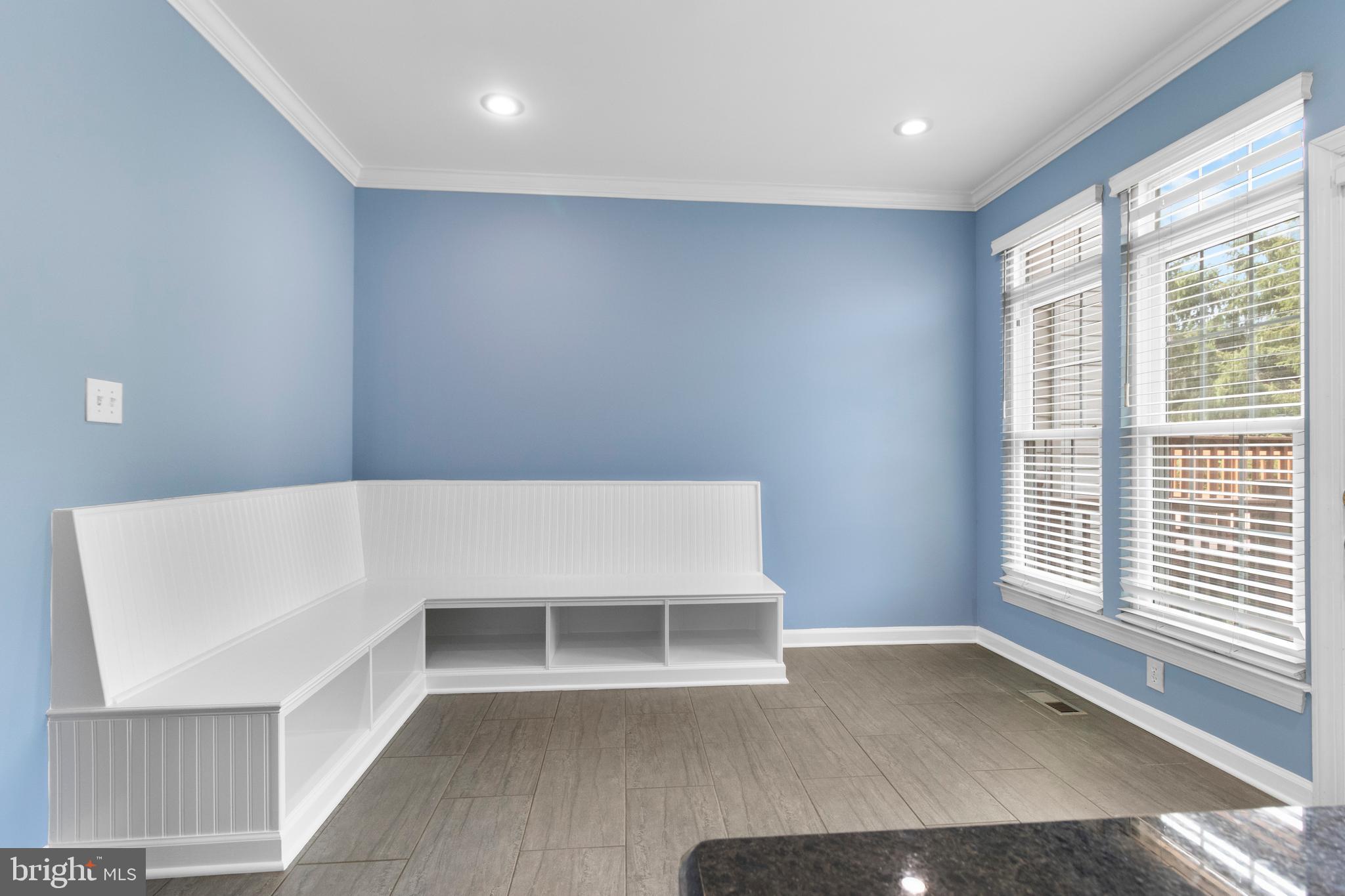 WILLOWS OF POTOMAC - Residential