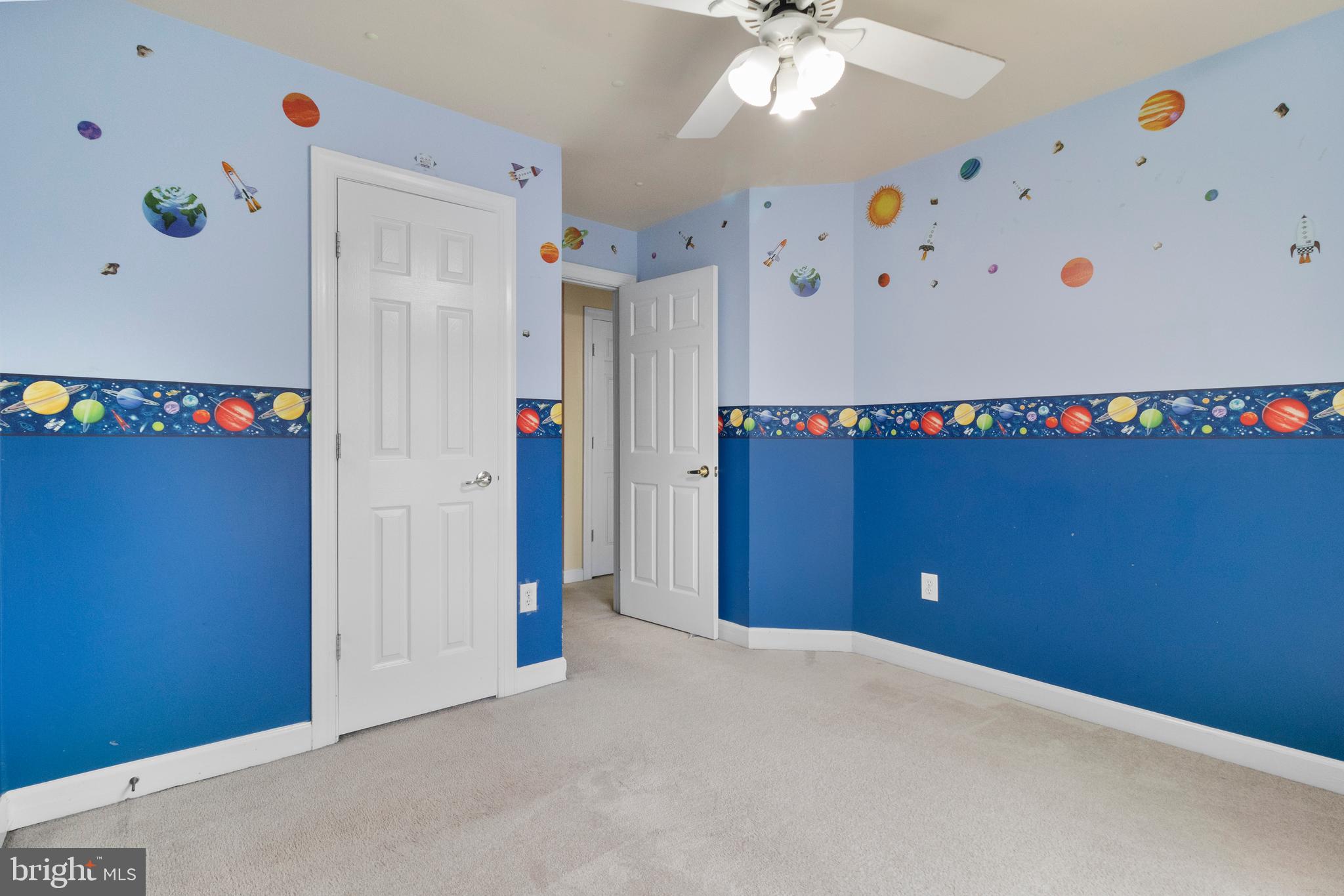 WILLOWS OF POTOMAC - Residential