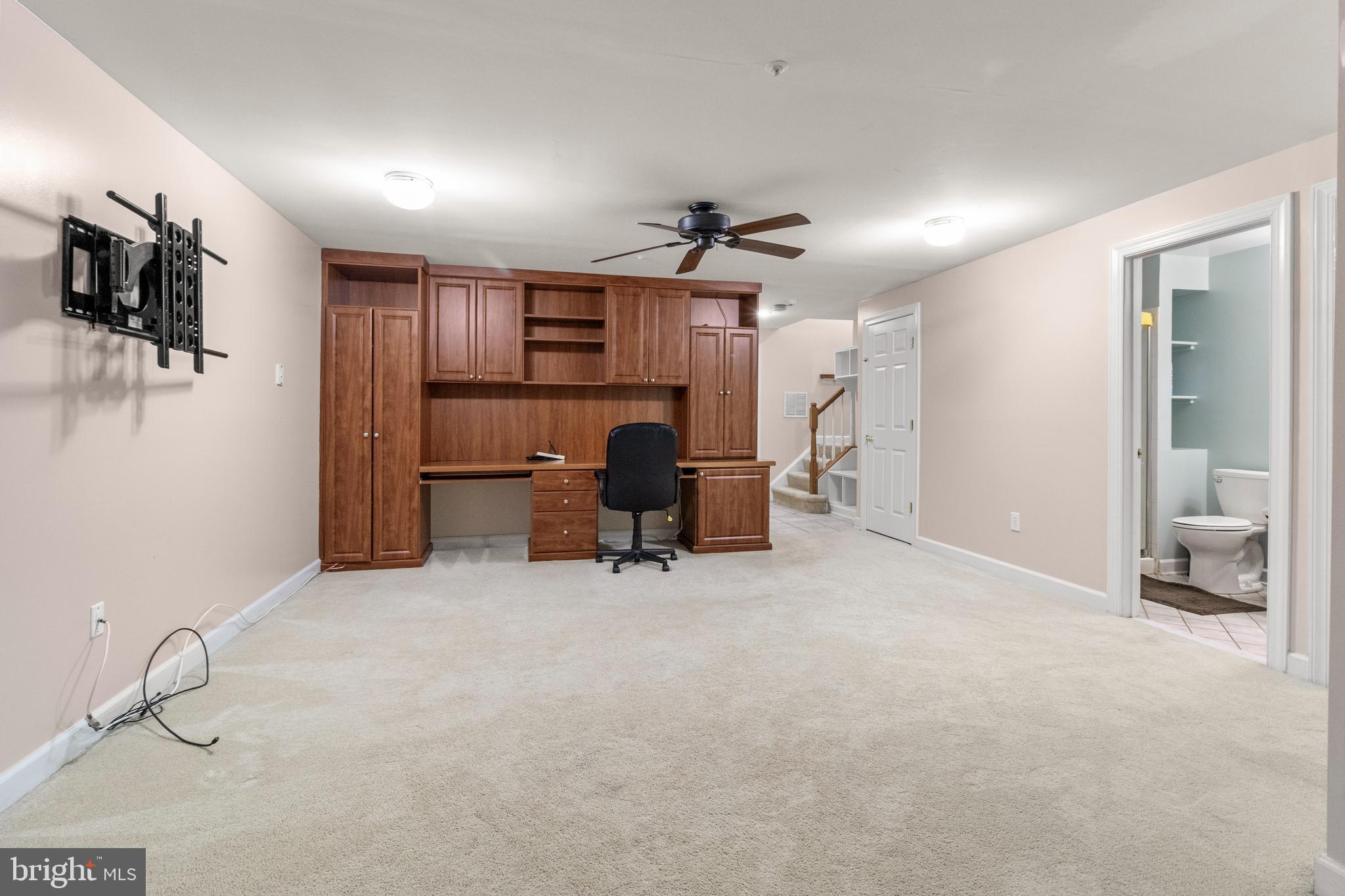 WILLOWS OF POTOMAC - Residential