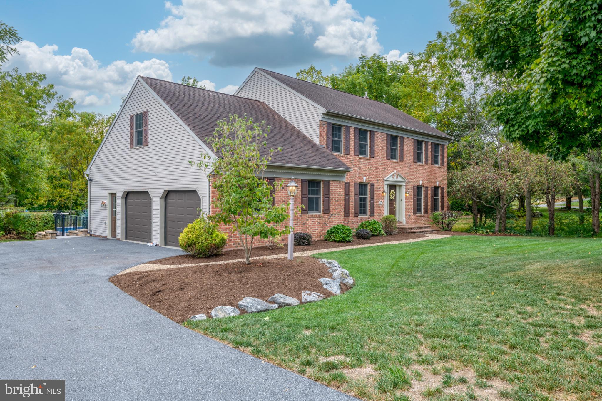 2874 WIMBLEDON LANE